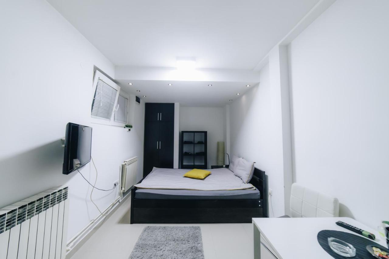 Apartments Luka Крагуєваць Екстер'єр фото
